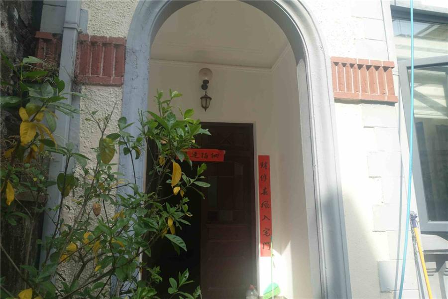 上海市黄浦区36弄小区3栋 