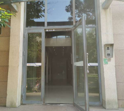 上海市浦东新区绿地崴廉公寓5栋3F 