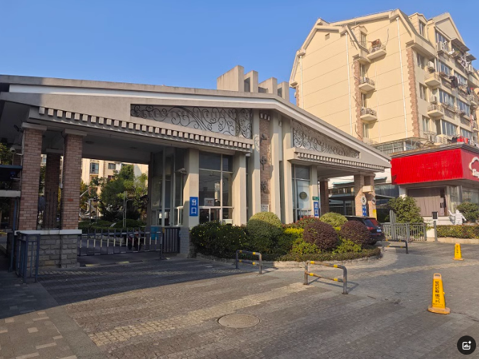 上海市静安区广中苑22栋3F 