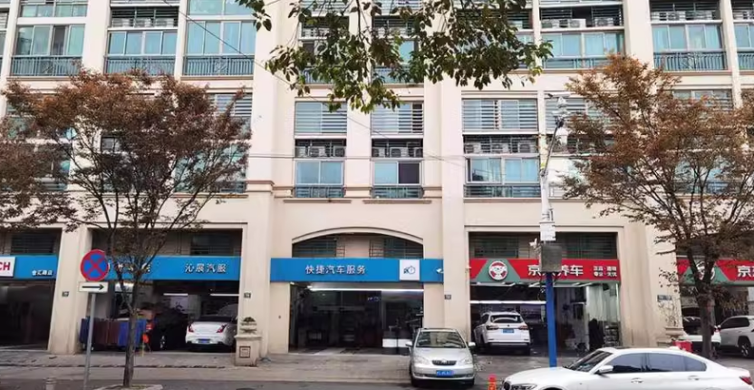 上海市松江区维罗纳贵都754栋1F 