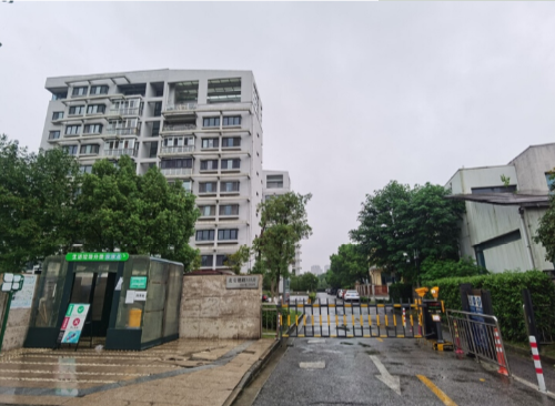 上海市嘉定区魏玛原墅安亭镇156栋 