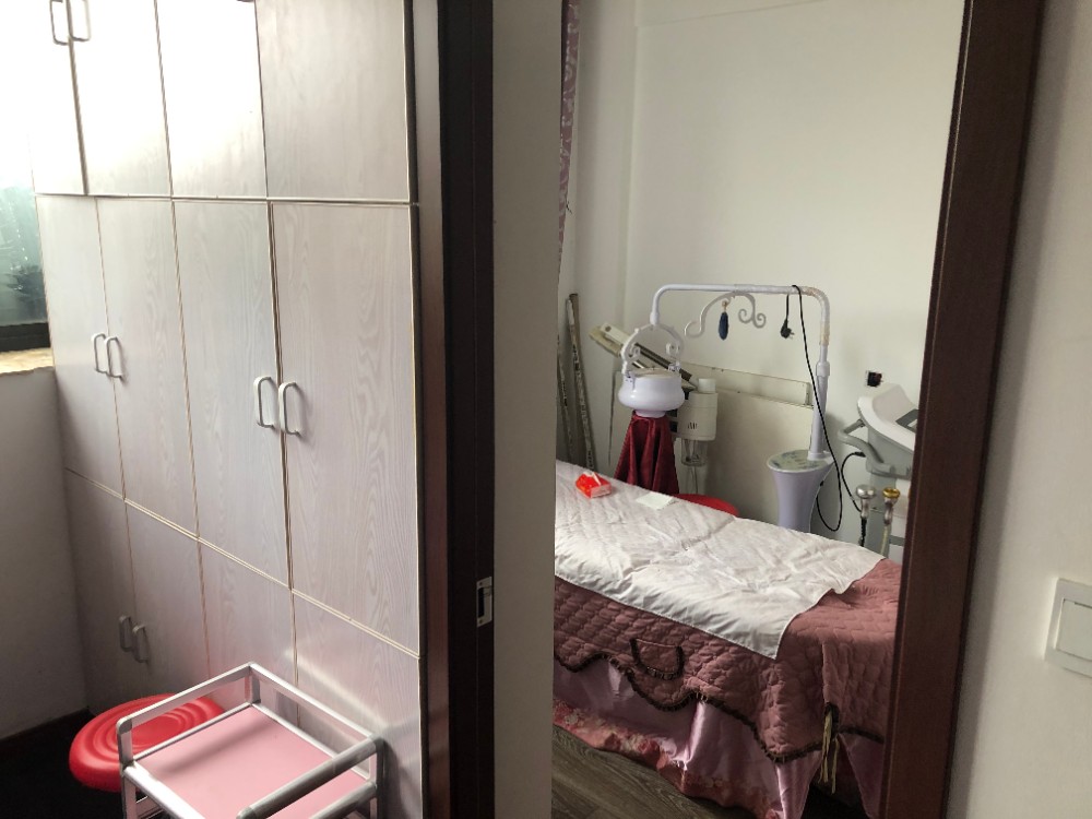 上海市浦东新区东升家园沿街商铺环镇东路205栋1-3F 