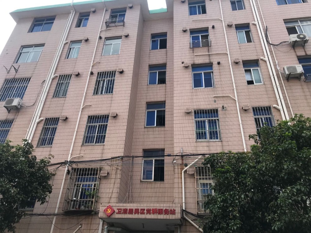 上海市金山区振阳新村4栋5F 