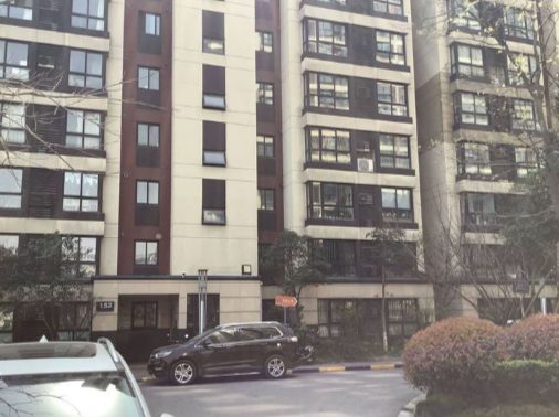 上海市宝山区春江美庐152栋11F 