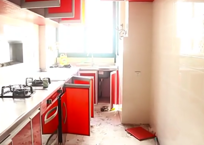 上海市浦东新区荷风翠庭12栋4F 