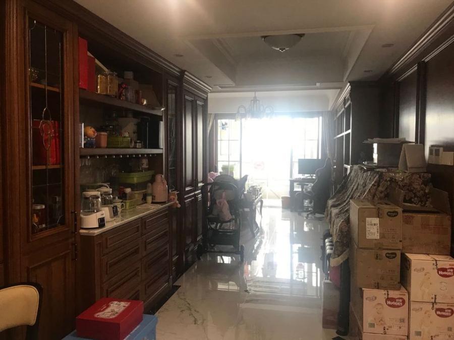 上海市黄浦区中汇公寓2栋27F 