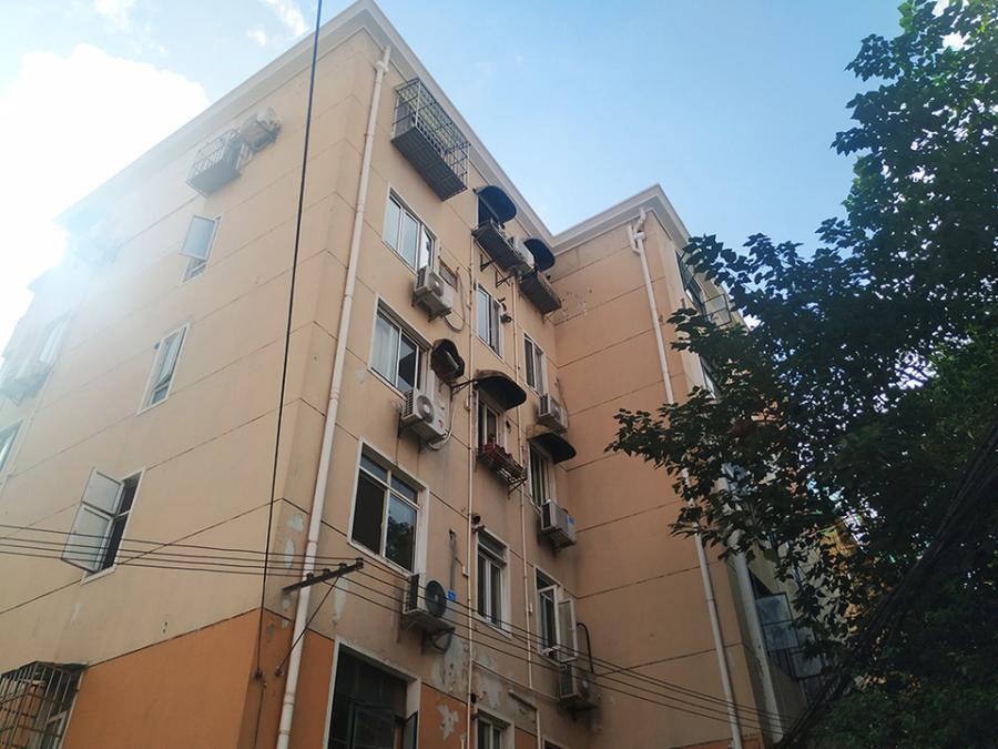 上海市长宁区长顺小区44栋2F 