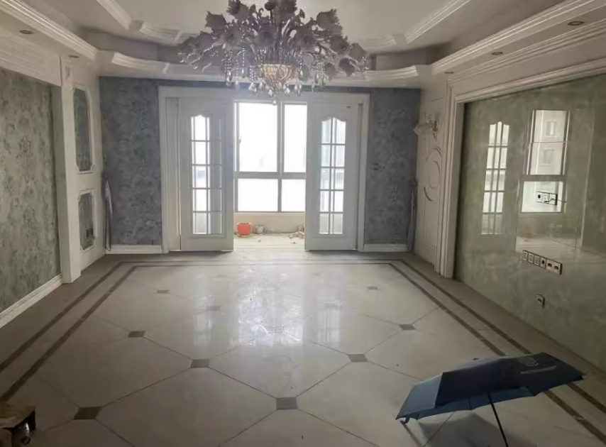 上海市宝山区牡丹华庭2栋8F 