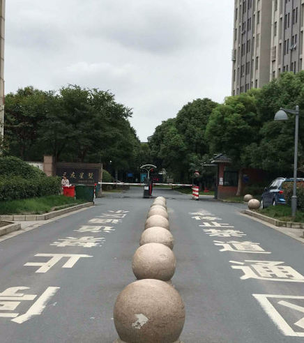 上海市青浦区三友星墅273栋1F 