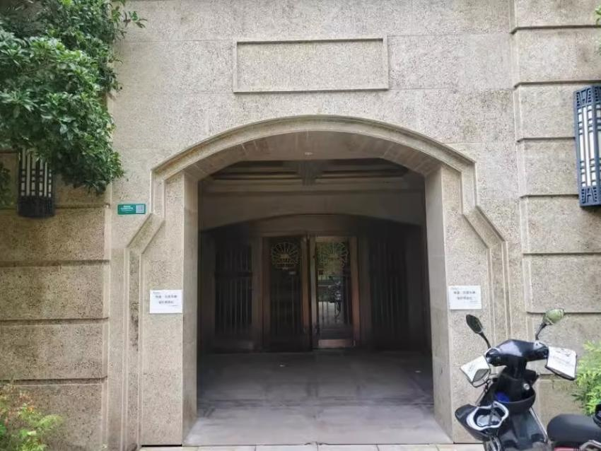 上海市杨浦区橡树湾96栋9F及地下1F车位 