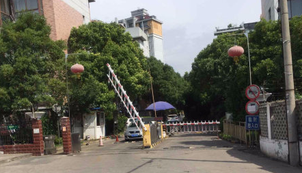 上海市宝山区丽景翠庭31栋3F 