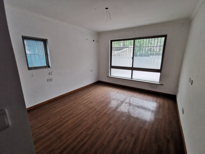 上海市闵行区上海康城51栋1F 