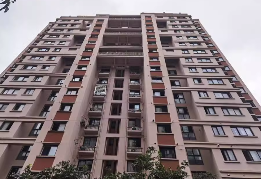 上海市奉贤区金碧汇虹苑44栋18F 