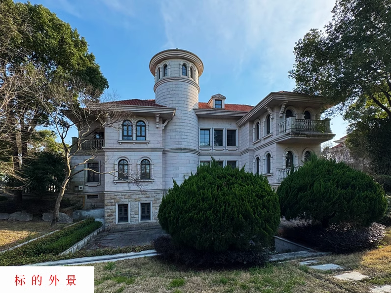 上海市松江区佘山月湖山庄佘山镇86栋 