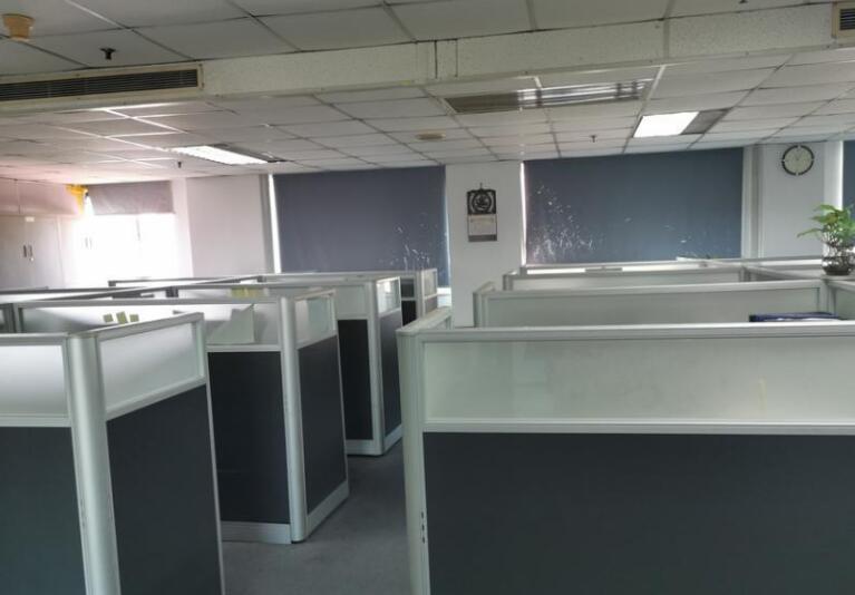 上海市黄浦区欣广大厦417栋7F 