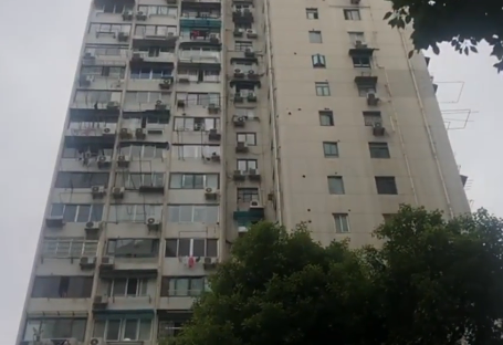 上海市静安区高荣小区6栋2F 