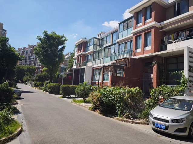 上海市松江区金港花园85栋1-3F 