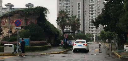 上海市金山区金海岸花园2栋6F室+阁楼 