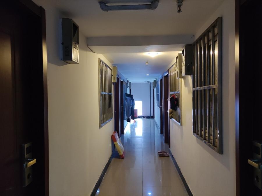 上海市松江区荔子公寓环城路172栋1-2F 