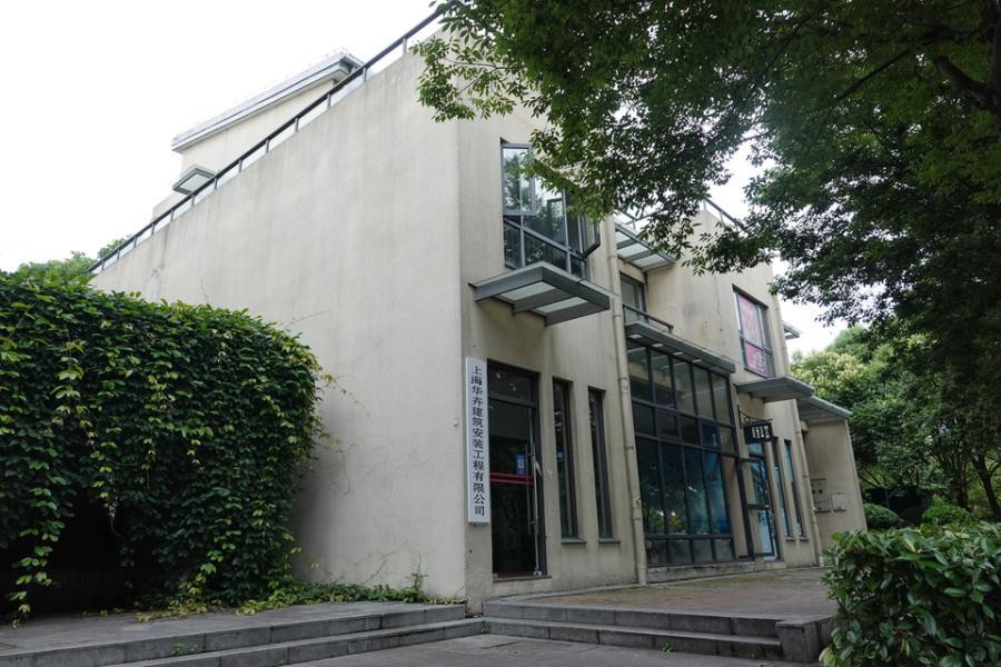 上海市青浦区朱家角沿街商铺珠湖路579、581栋1-3F 