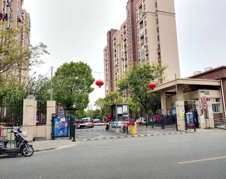 上海市浦东新区东旭雅苑4栋5F 