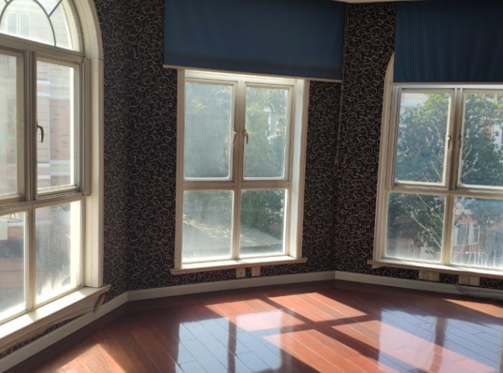 上海市闵行区欧香名邸180栋 