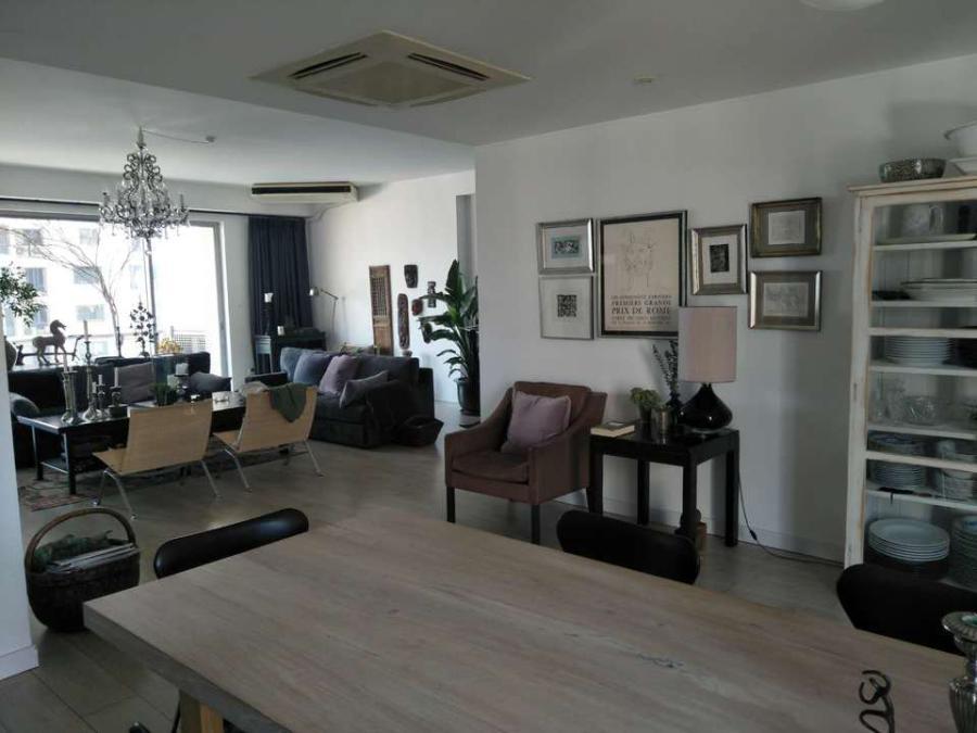 上海市徐汇区亦园168栋15F及地下车位 