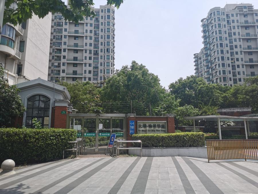 上海市普陀区大华愉景华庭67栋21F 