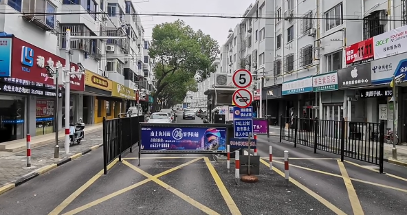 上海市奉贤区古华南区812栋5F 