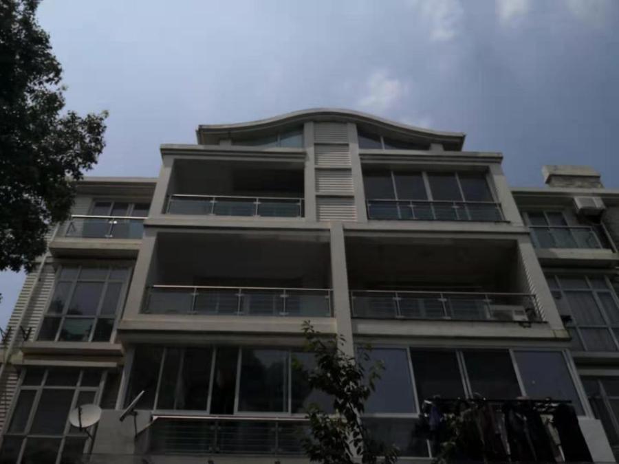 上海市闵行区东苑大千美墅84栋3F 