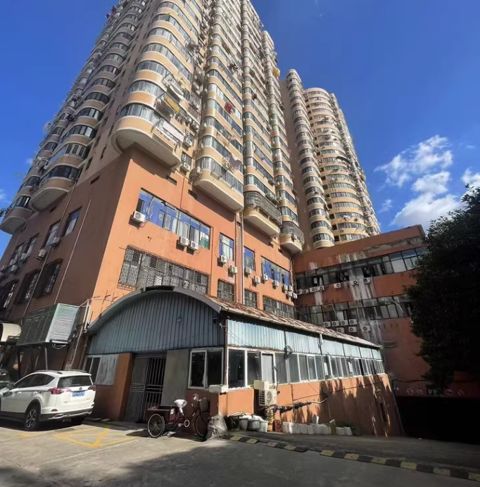 上海市虹口区东广大厦568栋21F 