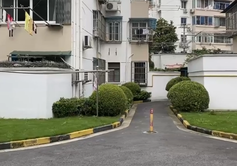 上海市闵行区环镇西路6弄2栋5F 