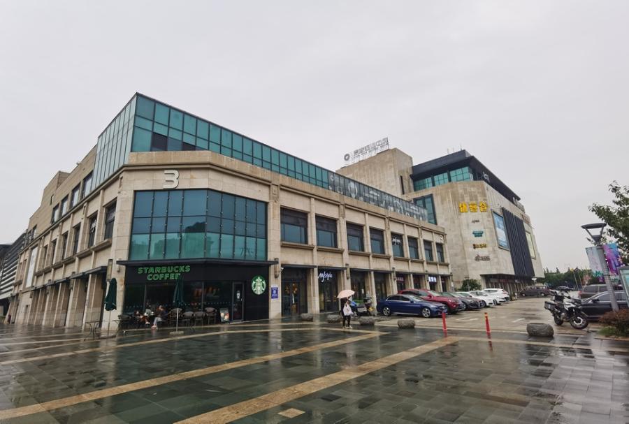 上海市金山区易家商业中心城河路230号3幢114室等共计14套 