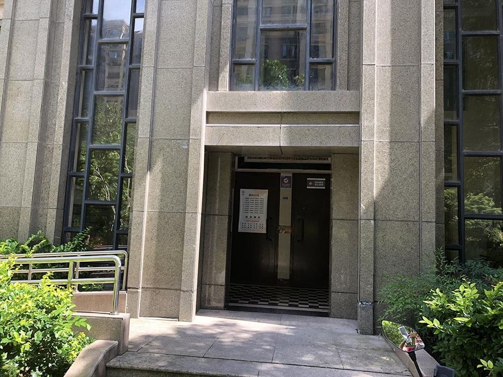 上海市浦东新区东方冠郡（二期）26栋13F 