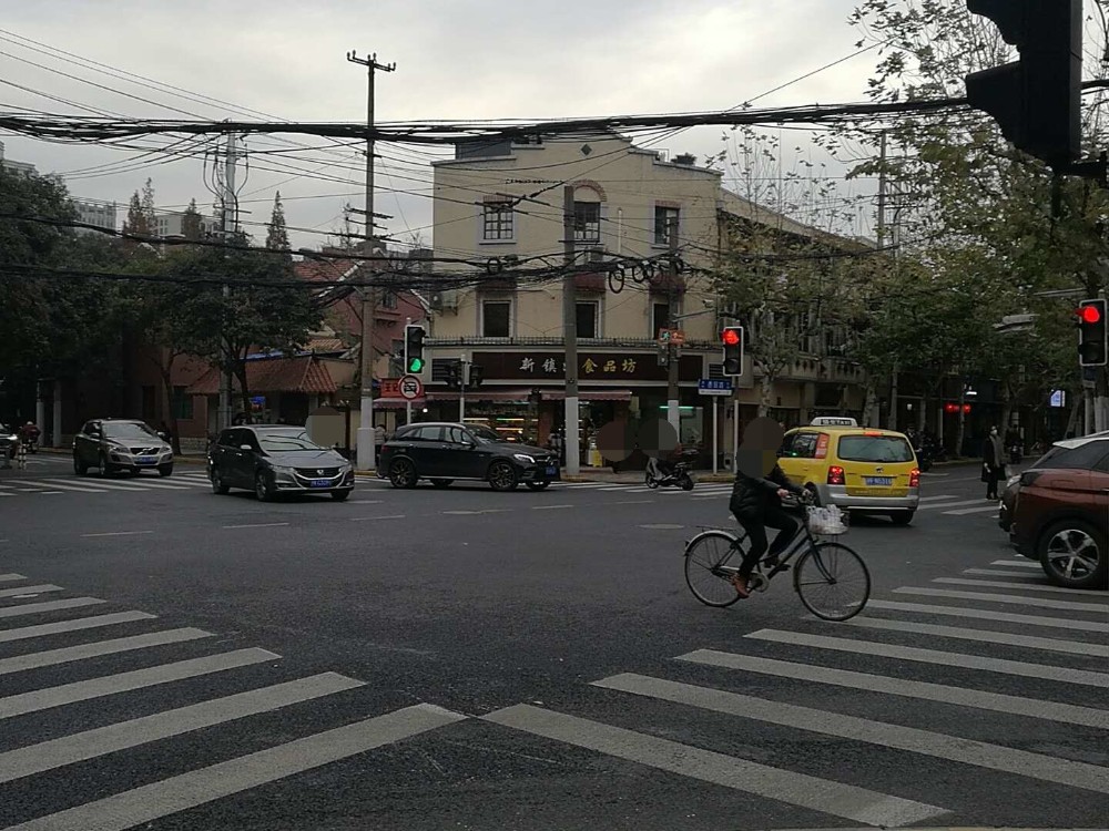 上海市静安区南京西路公馆2068栋15F 