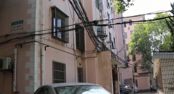 上海市奉贤区江海新村317栋5F 