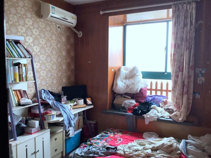 上海市浦东新区方圆公寓7栋15F 