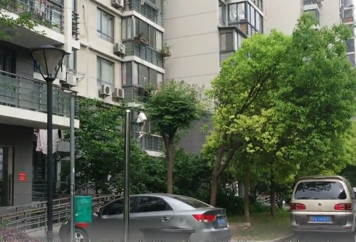 上海市宝山区三花现代城丹桂苑6栋1F 