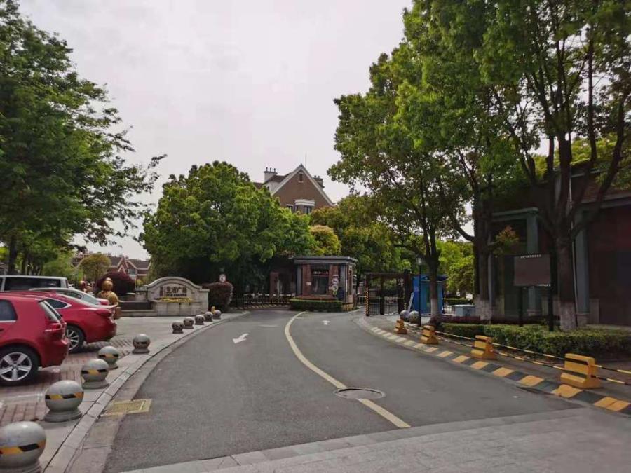 上海市嘉定区顺驰兰郡名苑万冈镇246栋 