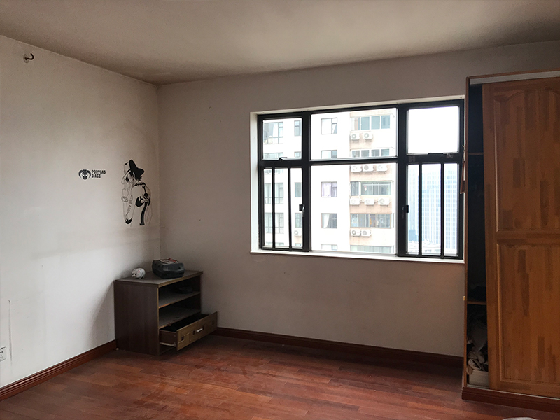 上海市长宁区中山广场977栋21F 