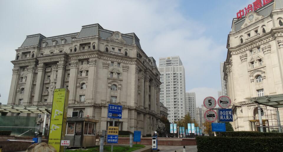 上海市宝山区宝莲城6栋半地下层及1-5F 