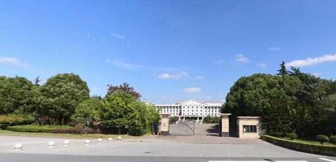 上海市松江区青青大酒店洞泾镇388栋全幢 