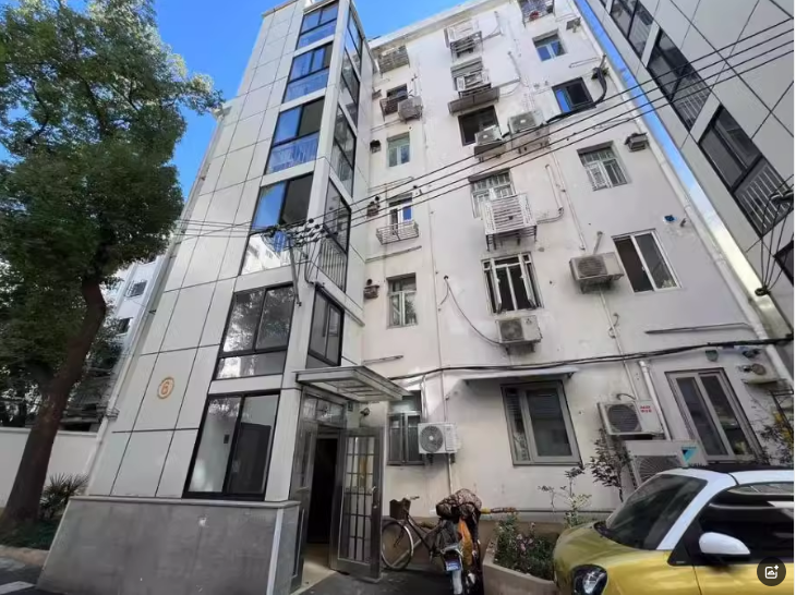 上海市静安区西康公寓6栋4F（包含室内物品） 