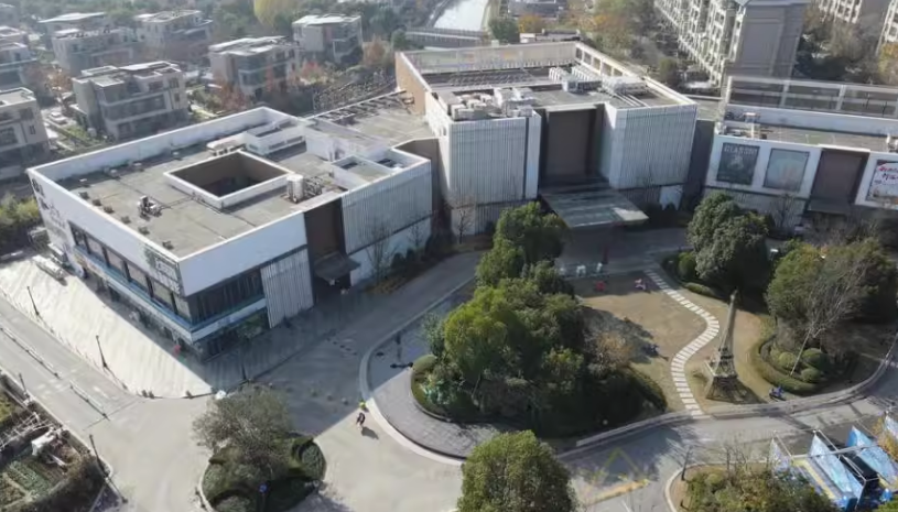 上海市青浦区恒大御澜庭3600栋商铺、车位等合并拍卖 