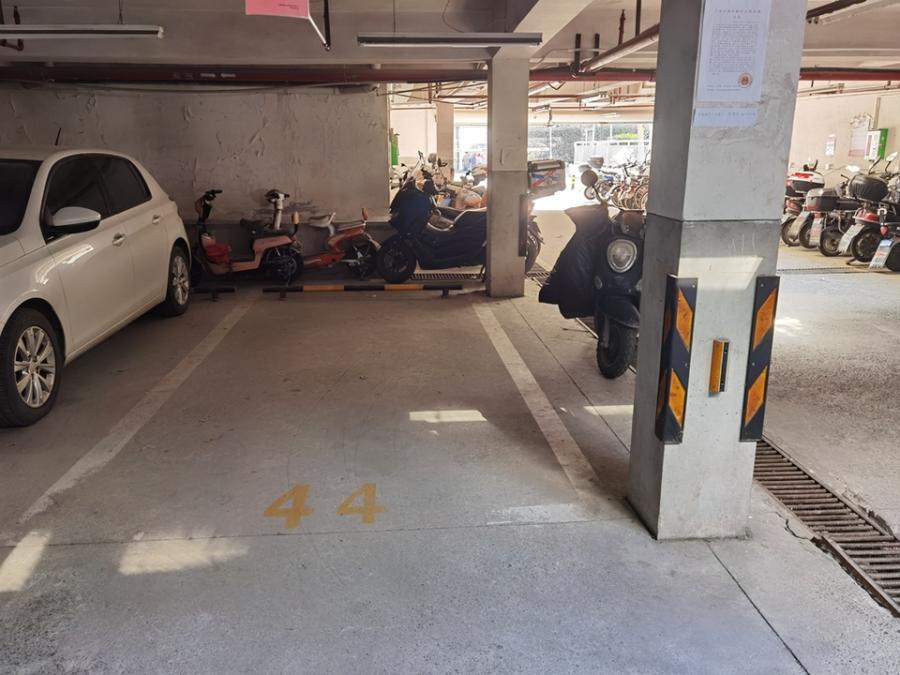 上海市松江区三盛颐景园691、693栋1F及1F车位 