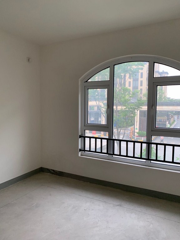 上海市嘉定区恒荣府邸173栋 