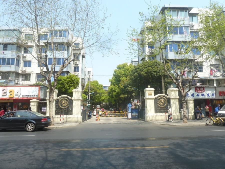 上海市浦东新区龙臣公寓9栋3F 