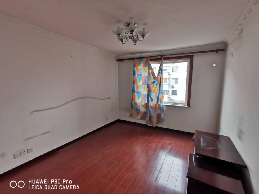 上海市松江区亭汇花苑32栋4F 