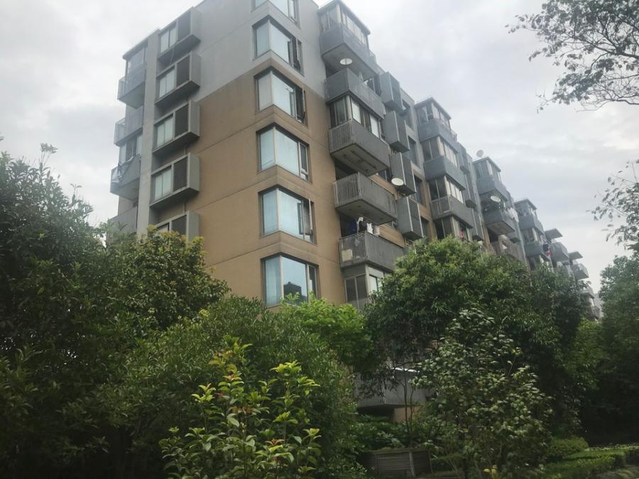 上海市闵行区万科朗润园6栋3F及地下车位 