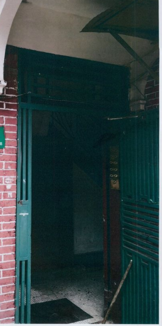 上海市徐汇区91弄小区1栋4F 